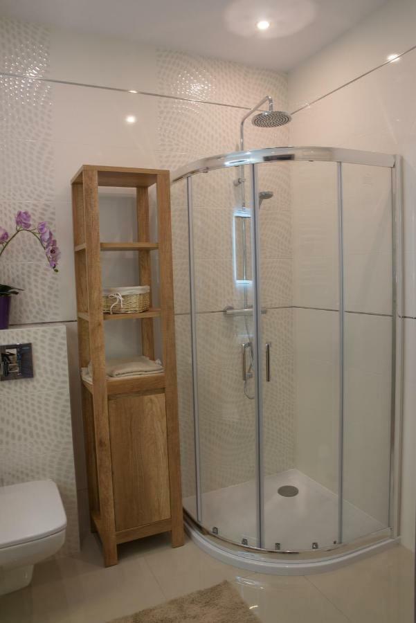 Apartament Pila Rowna Eksteriør bilde
